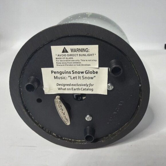 Sankyo Penguin Snow Globe Music Box - Picture 3 of 3